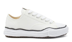 MAISON MIHARA YASUHIRO PETERSON ORIGINAL SOLE CANVAS LOW SNEAKER
White
